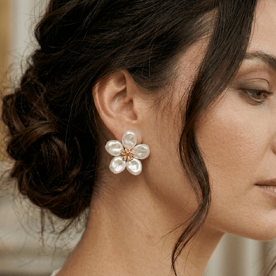 Elara Pearl Flower Earrings