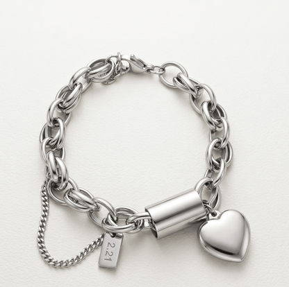 Eterna Heart Link Bracelet