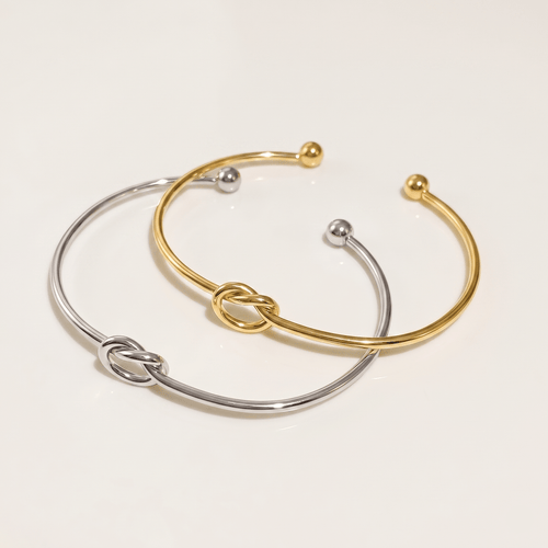 Eternal Knot Bracelet