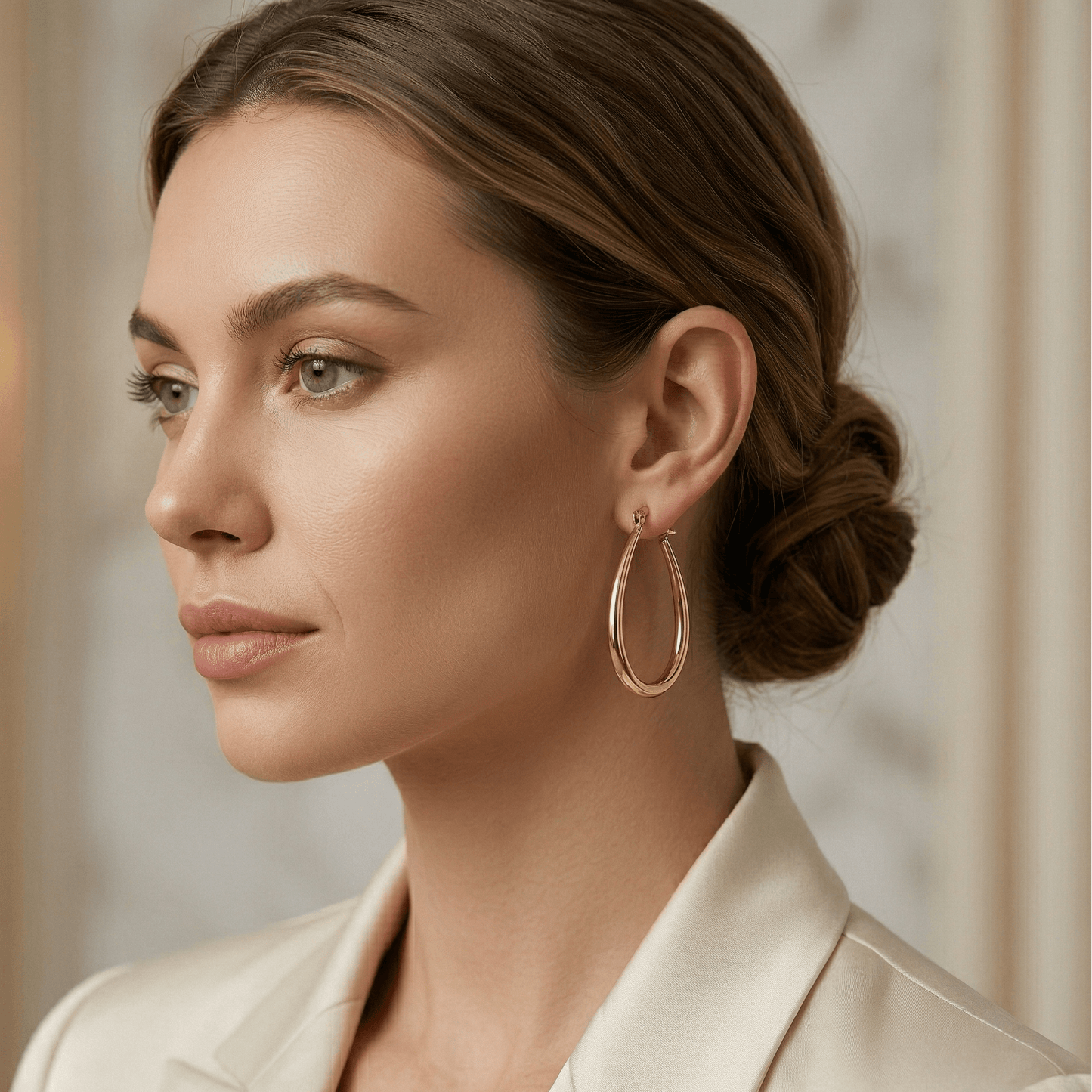 Lumière Oval Hoop Earrings