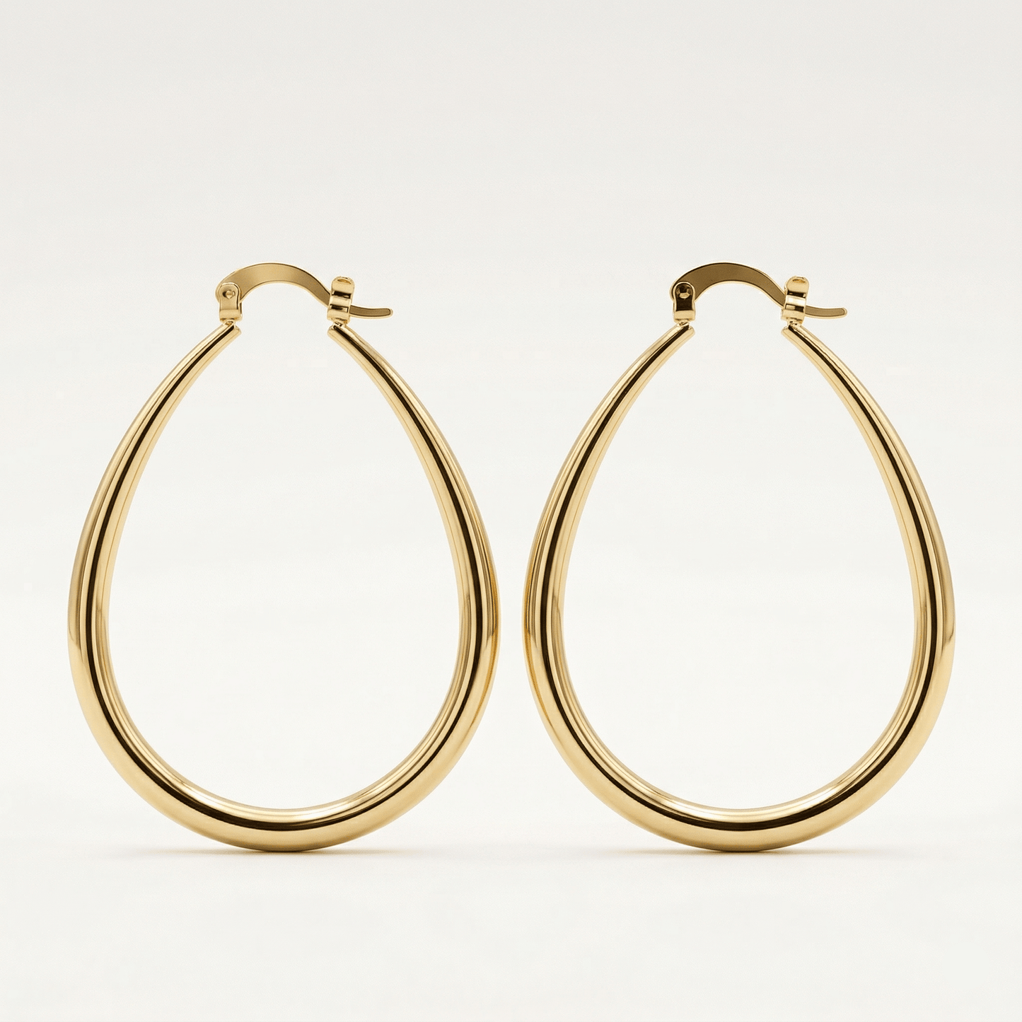 Lumière Oval Hoop Earrings