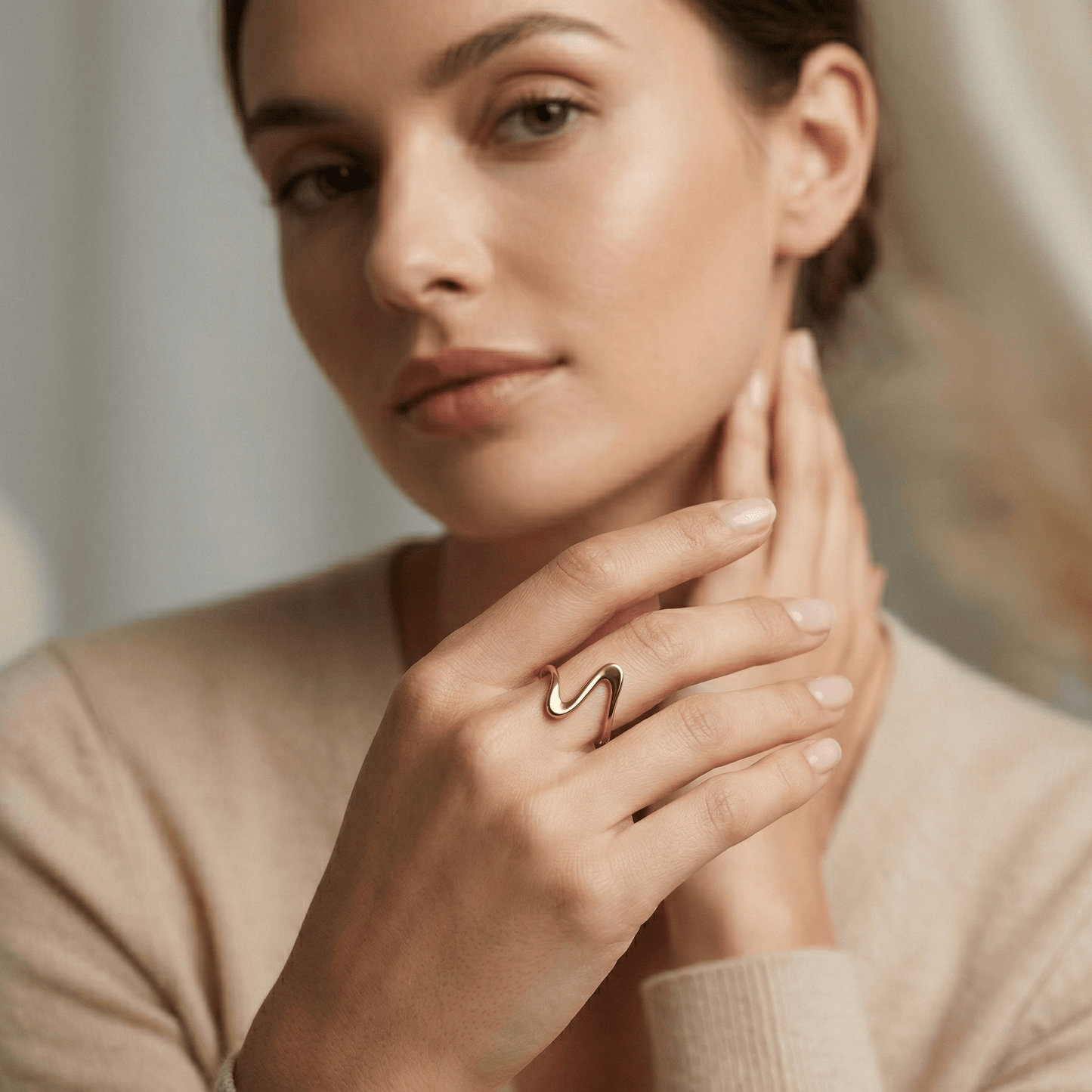 Minimal Wave Adjustable Ring