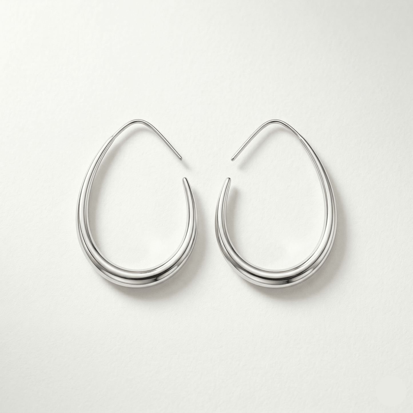 Minimalist Oval Gold Hoop Earrings