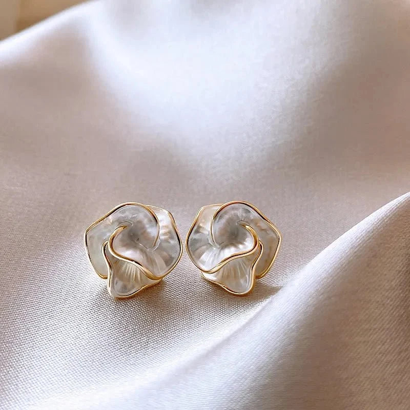 Pearl Flower Stud Earrings