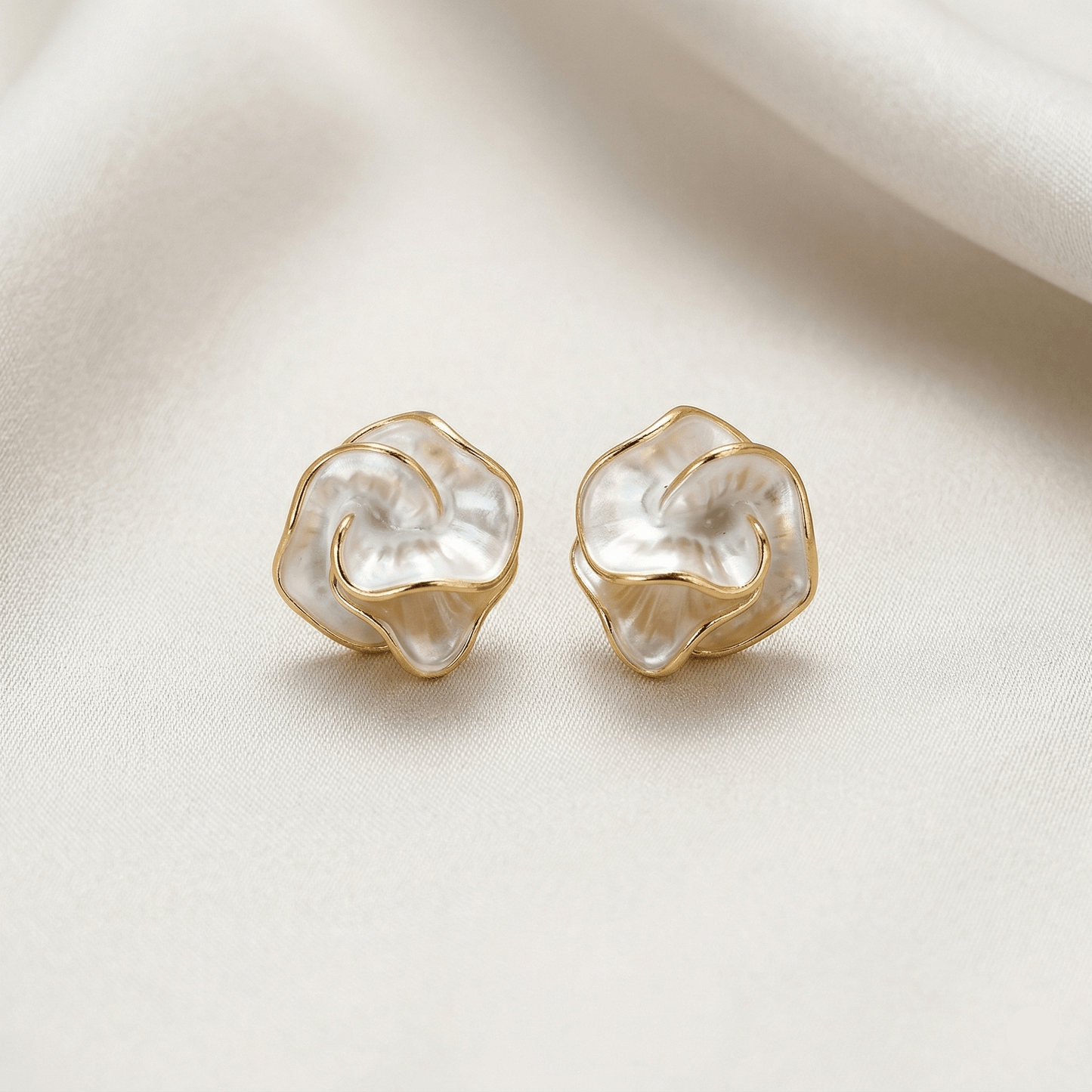 Pearl Flower Stud Earrings